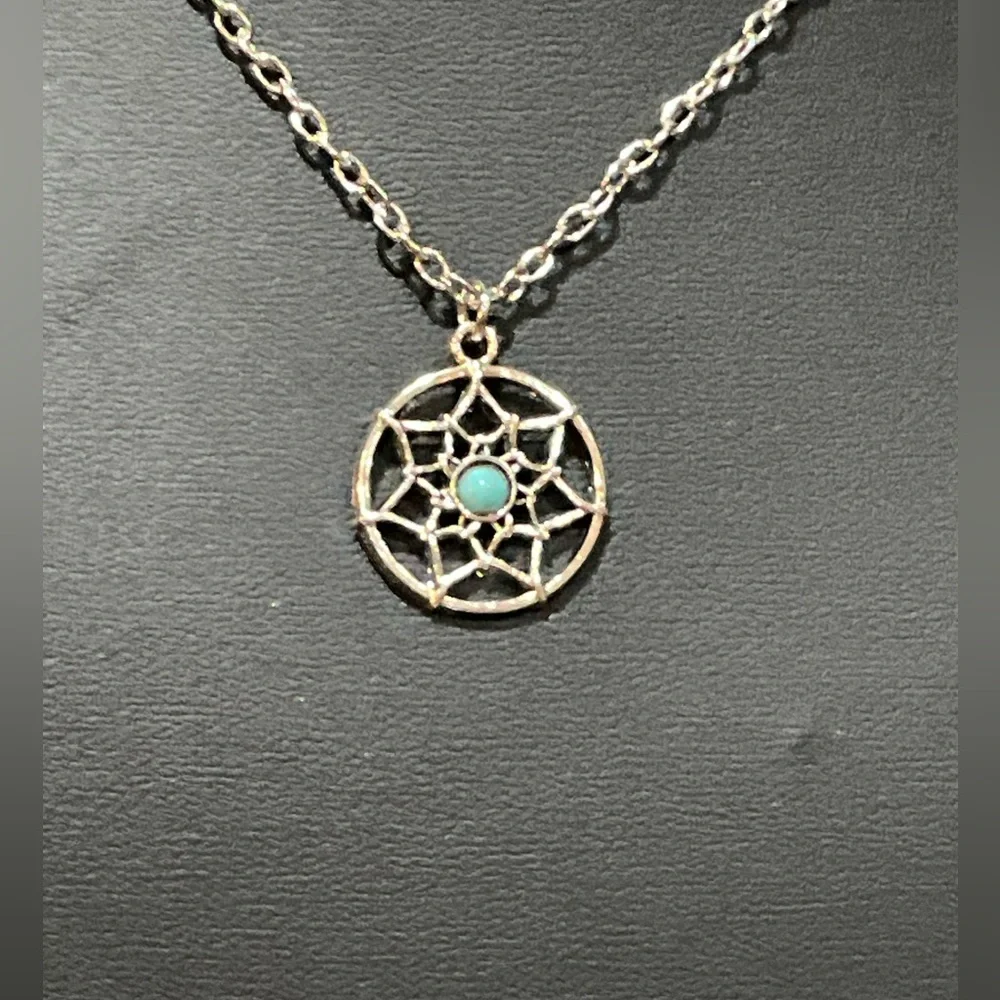 Silver dreamcatcher necklace and earring set - Picture 3 of 7